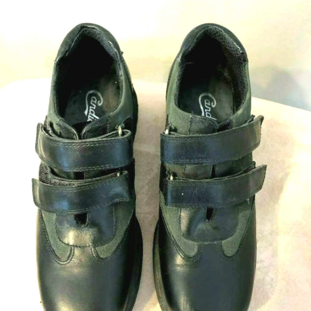 Candies casual sneakers rare find